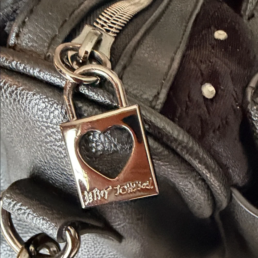 Betsey Johnson Black Bow Satchel - Picture 4 of 7